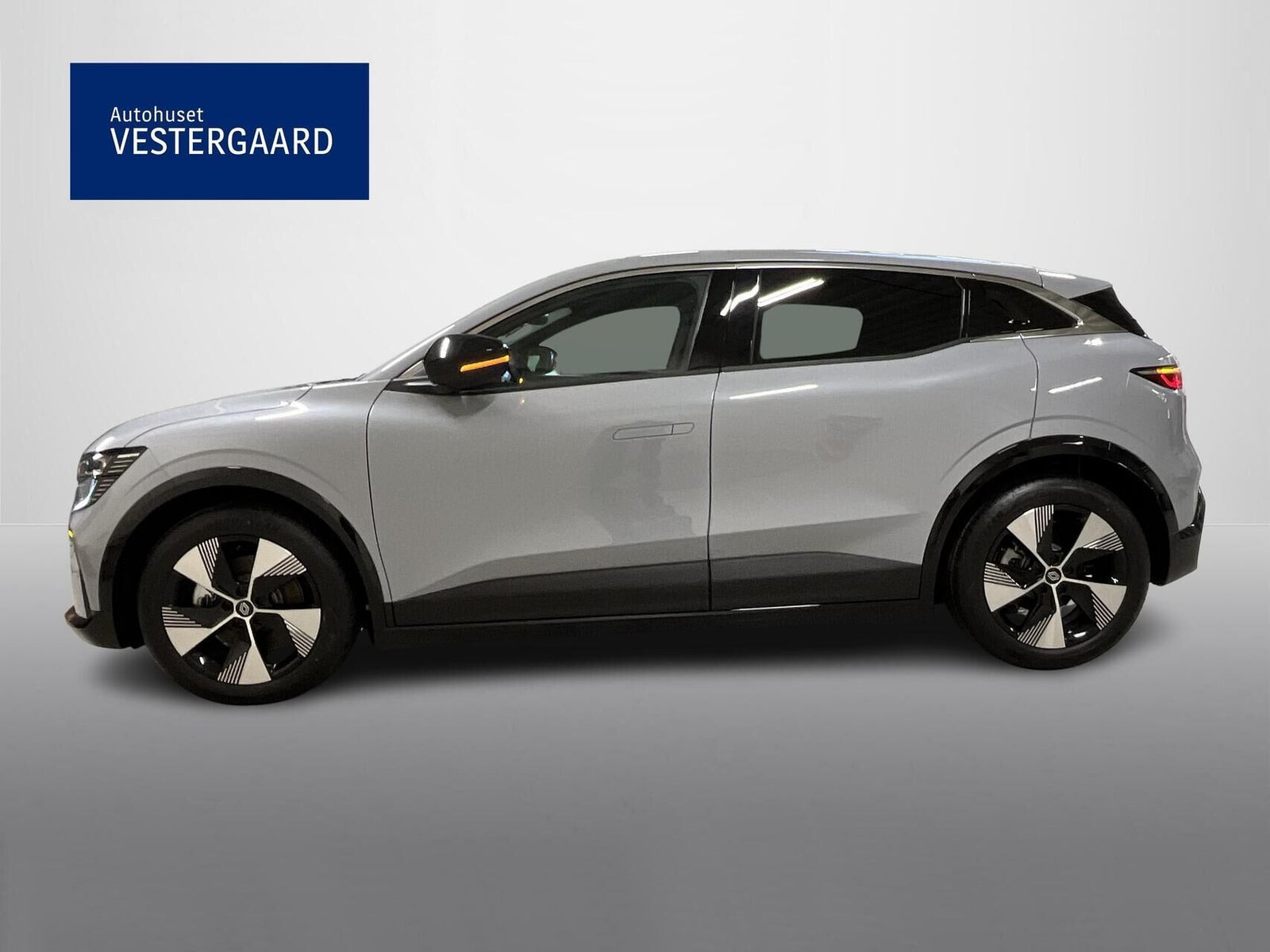 Grå Renault Megane E-Tech fra 2025