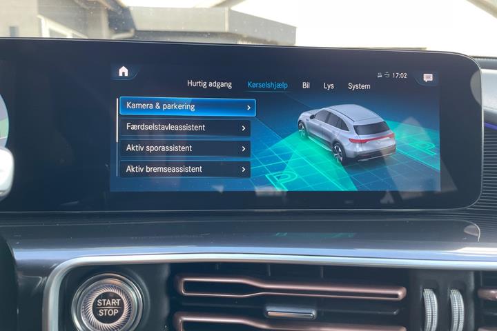 Sort Mercedes EQC400 fra 2022