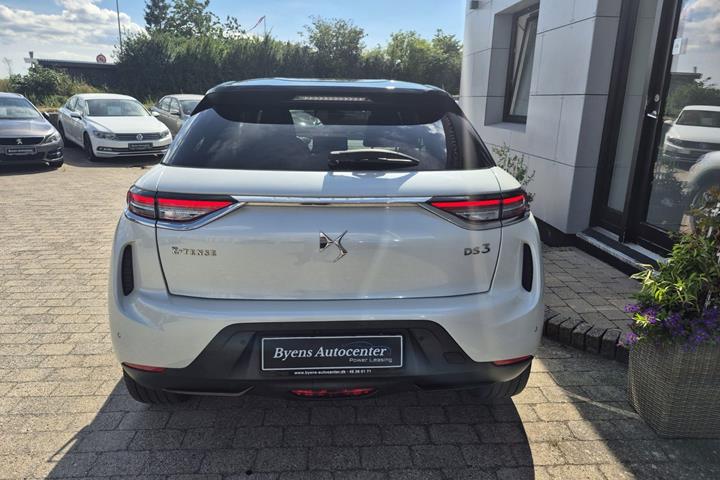 Hvid DS DS 3 CrossBack fra 2022