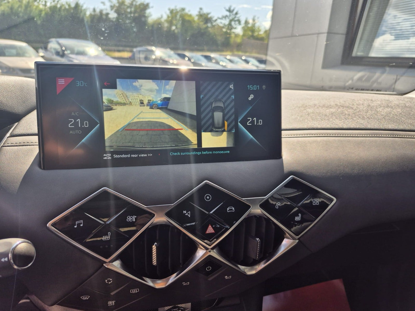 Hvid DS DS 3 CrossBack fra 2022