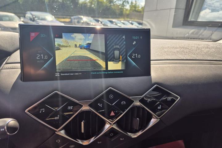 Hvid DS DS 3 CrossBack fra 2022
