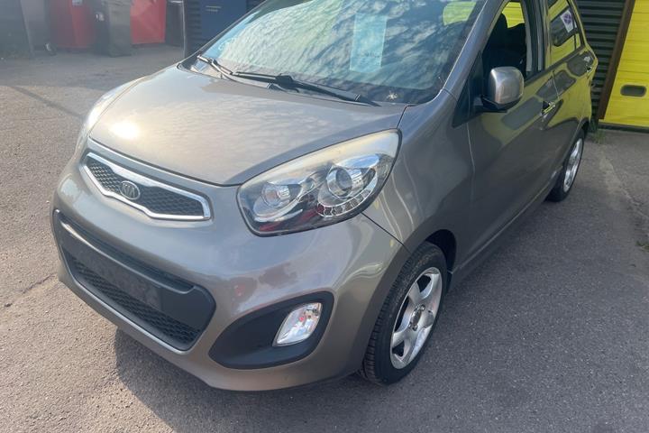 Grå Kia Picanto fra 2012