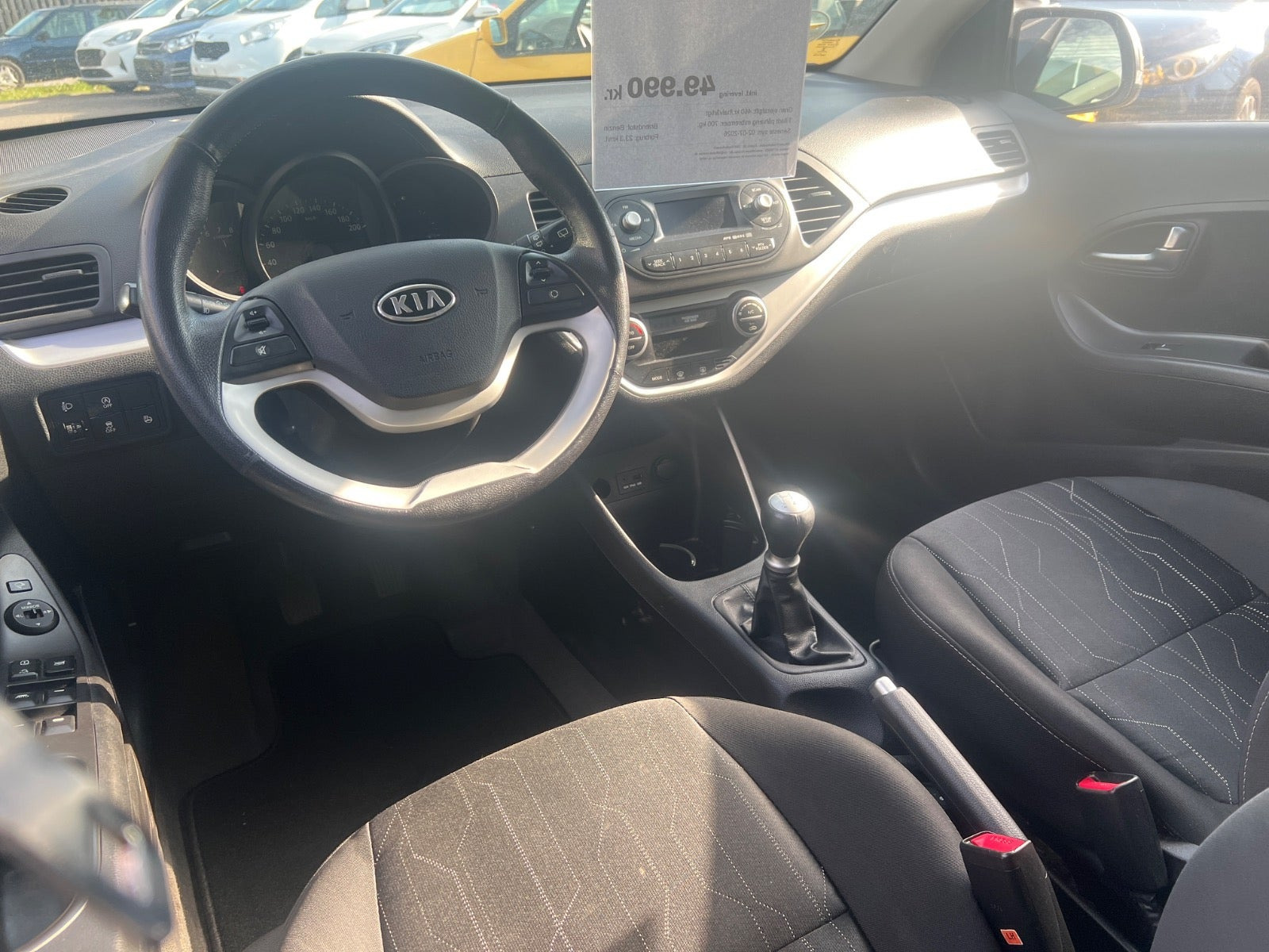 Grå Kia Picanto fra 2012