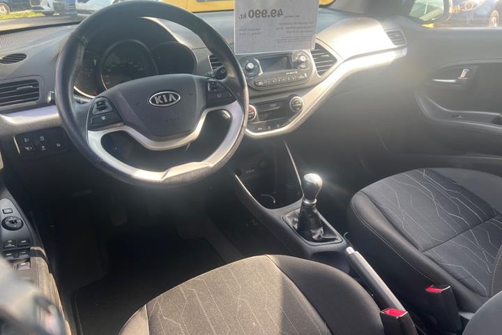 Grå Kia Picanto fra 2012