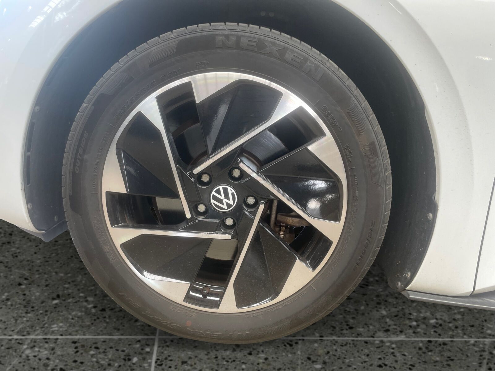 Beige VW ID.3 fra 2021