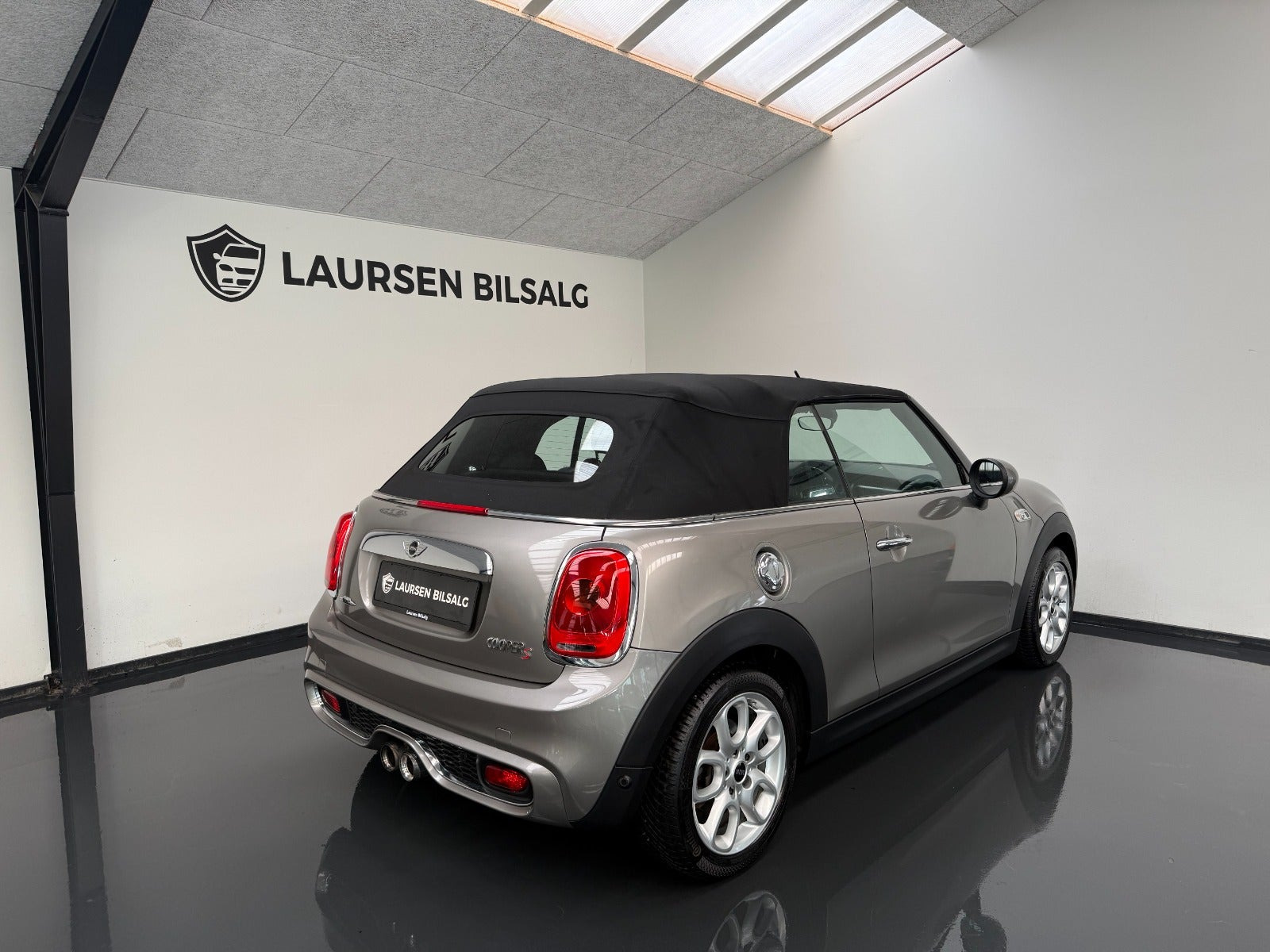 Sølv Mini Cooper S fra 2016