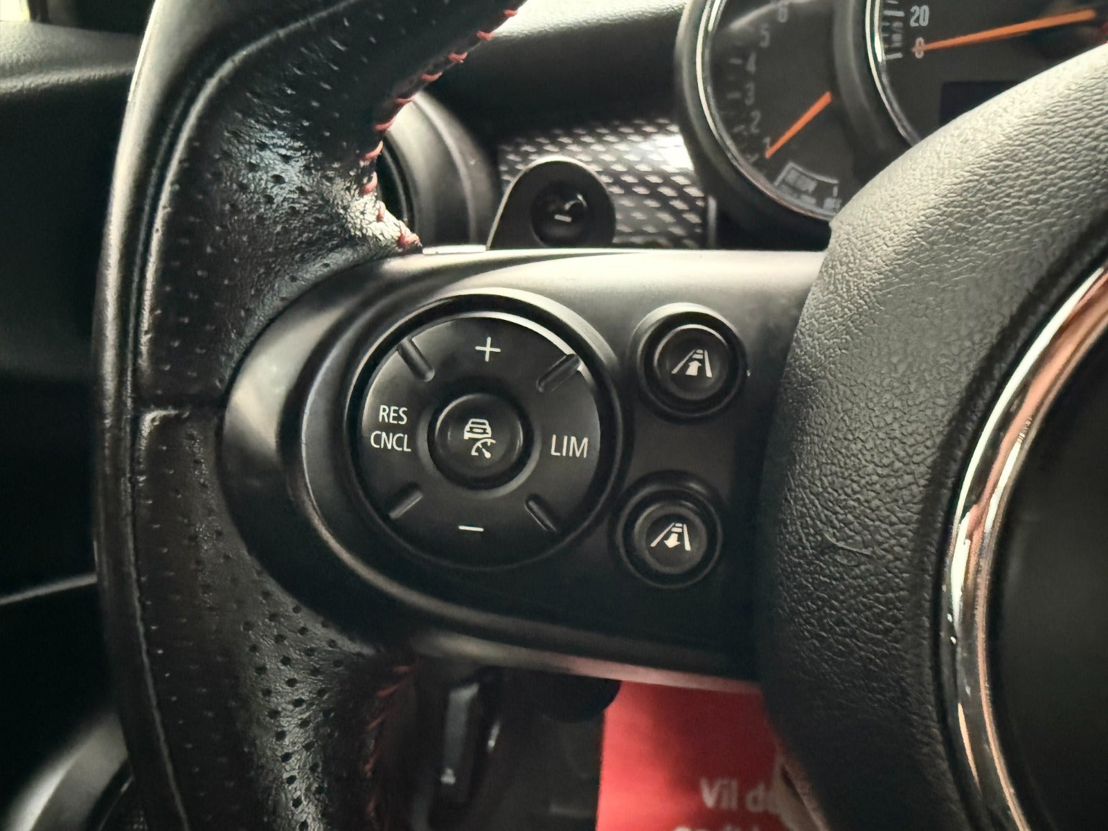 Sølv Mini Cooper S fra 2016