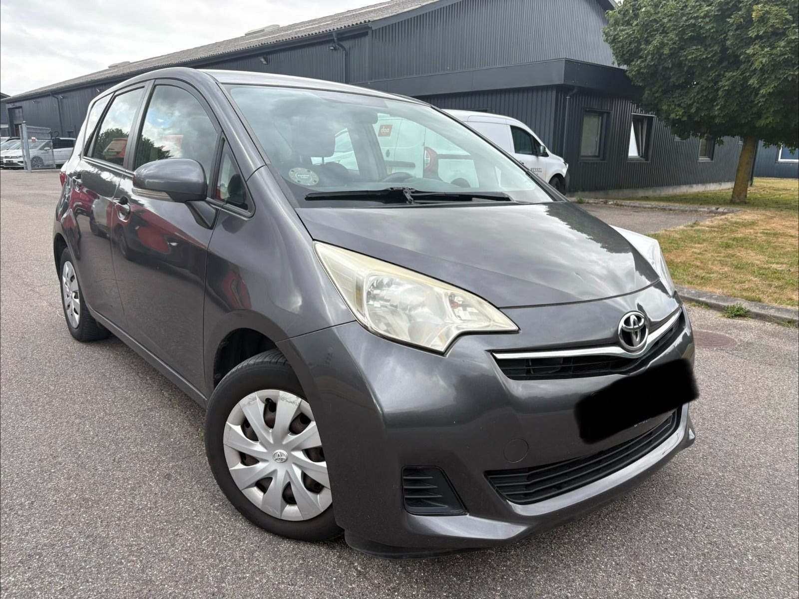 Toyota Verso-S 1,3 VVT-i T2