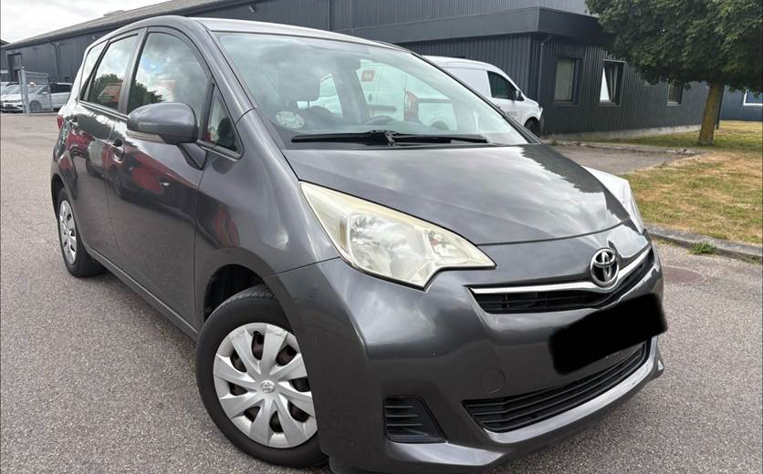 Toyota Verso-S 1,3 VVT-i T2
