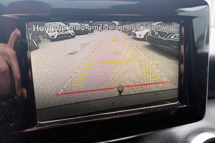 Sort Mercedes A180 fra 2014