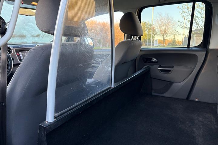Sort VW Amarok fra 2012