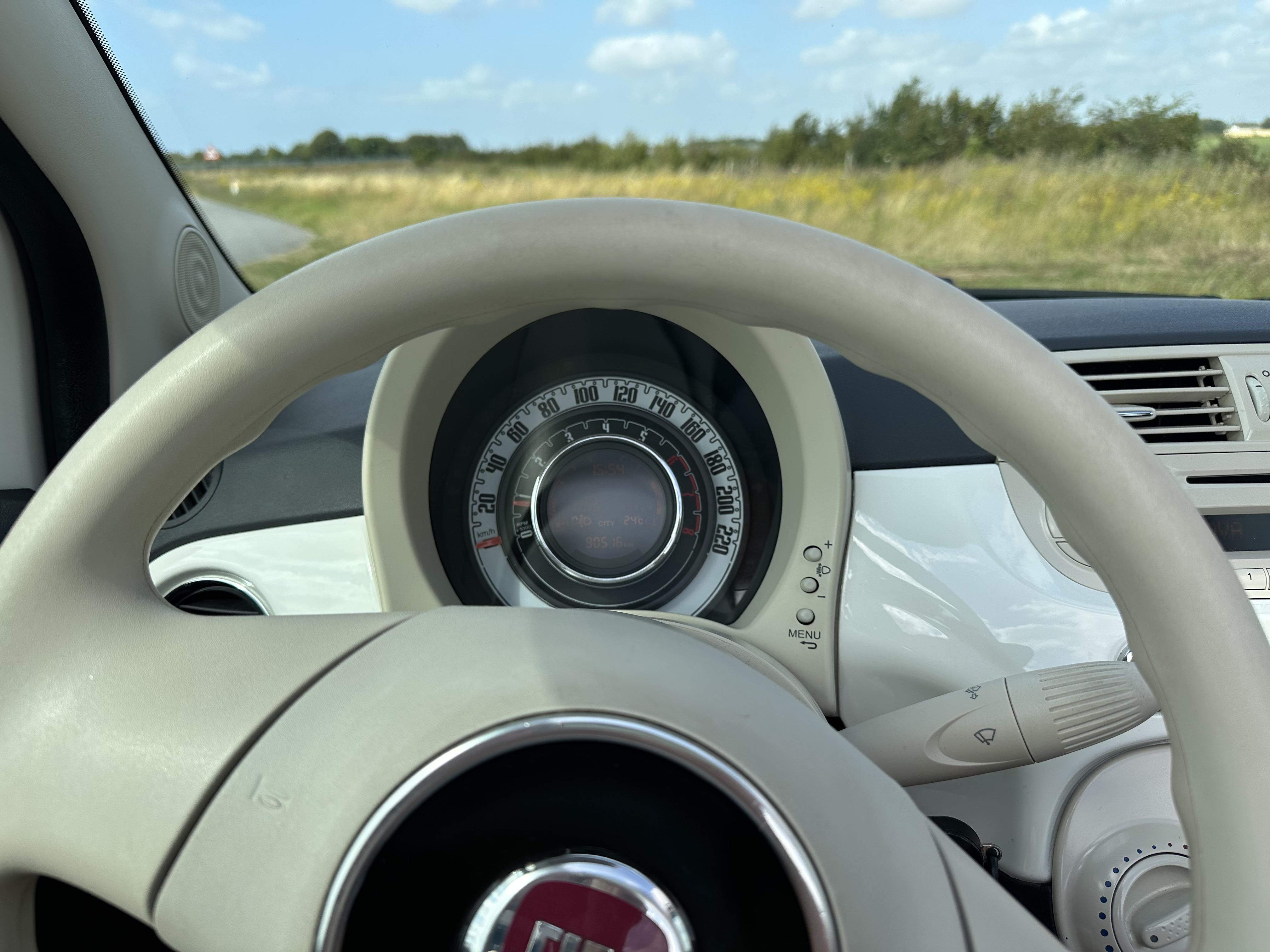 Hvid Fiat 500C fra 2015