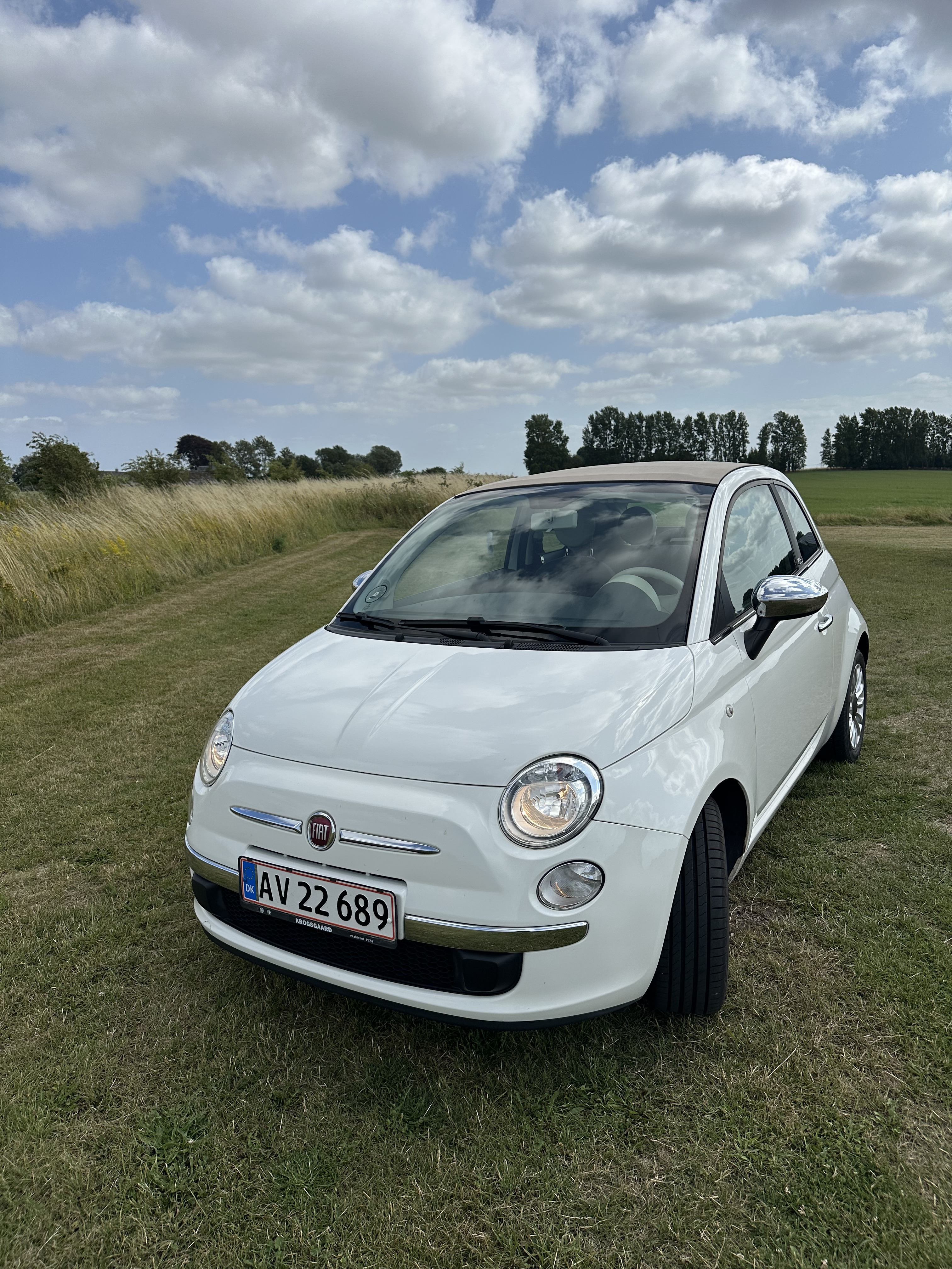 Hvid Fiat 500C fra 2015