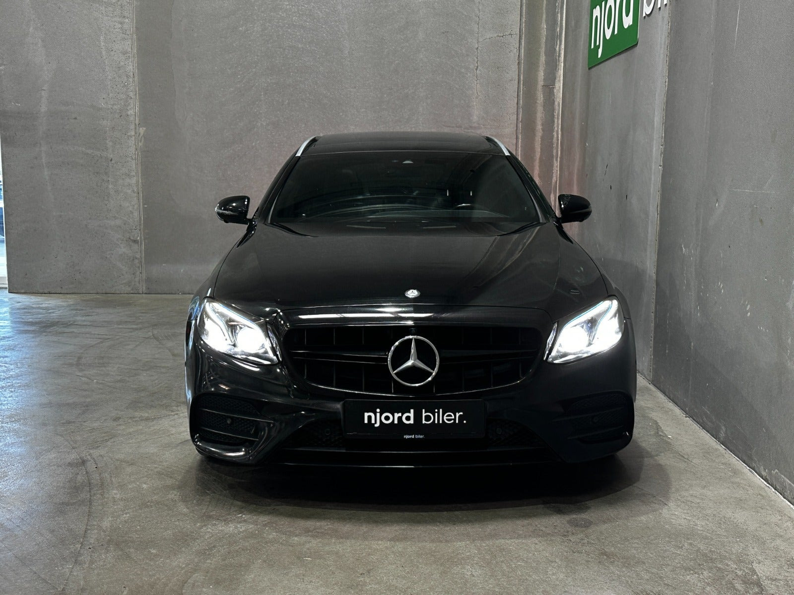 undefined Mercedes E220 d fra 2017