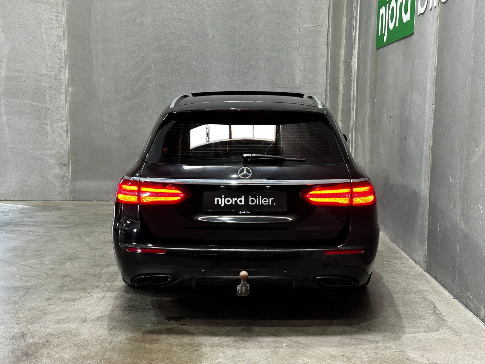 undefined Mercedes E220 d fra 2017