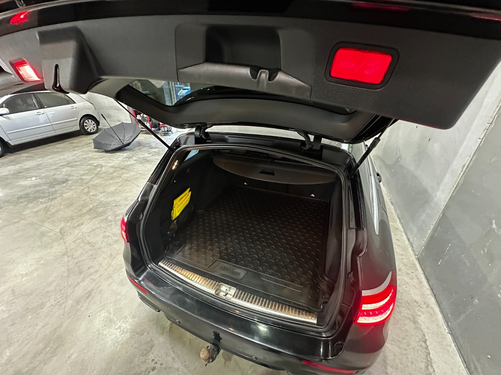 undefined Mercedes E220 d fra 2017