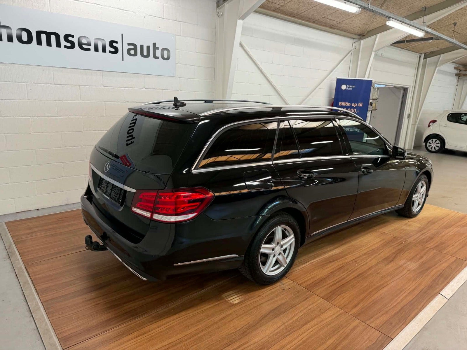 Sort Mercedes E200 fra 2014