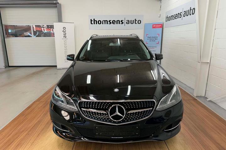 Sort Mercedes E200 fra 2014