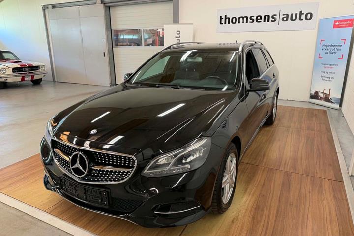 Sort Mercedes E200 fra 2014