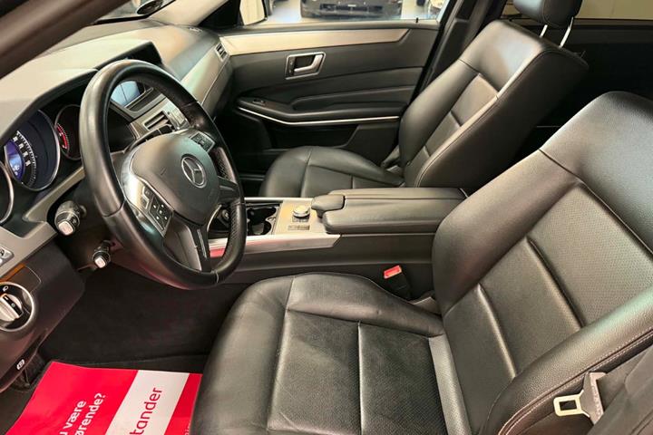 Sort Mercedes E200 fra 2014