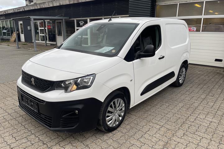 Hvid Peugeot Partner fra 2019