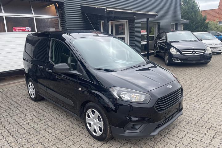 Sort Ford Transit Courier fra 2022