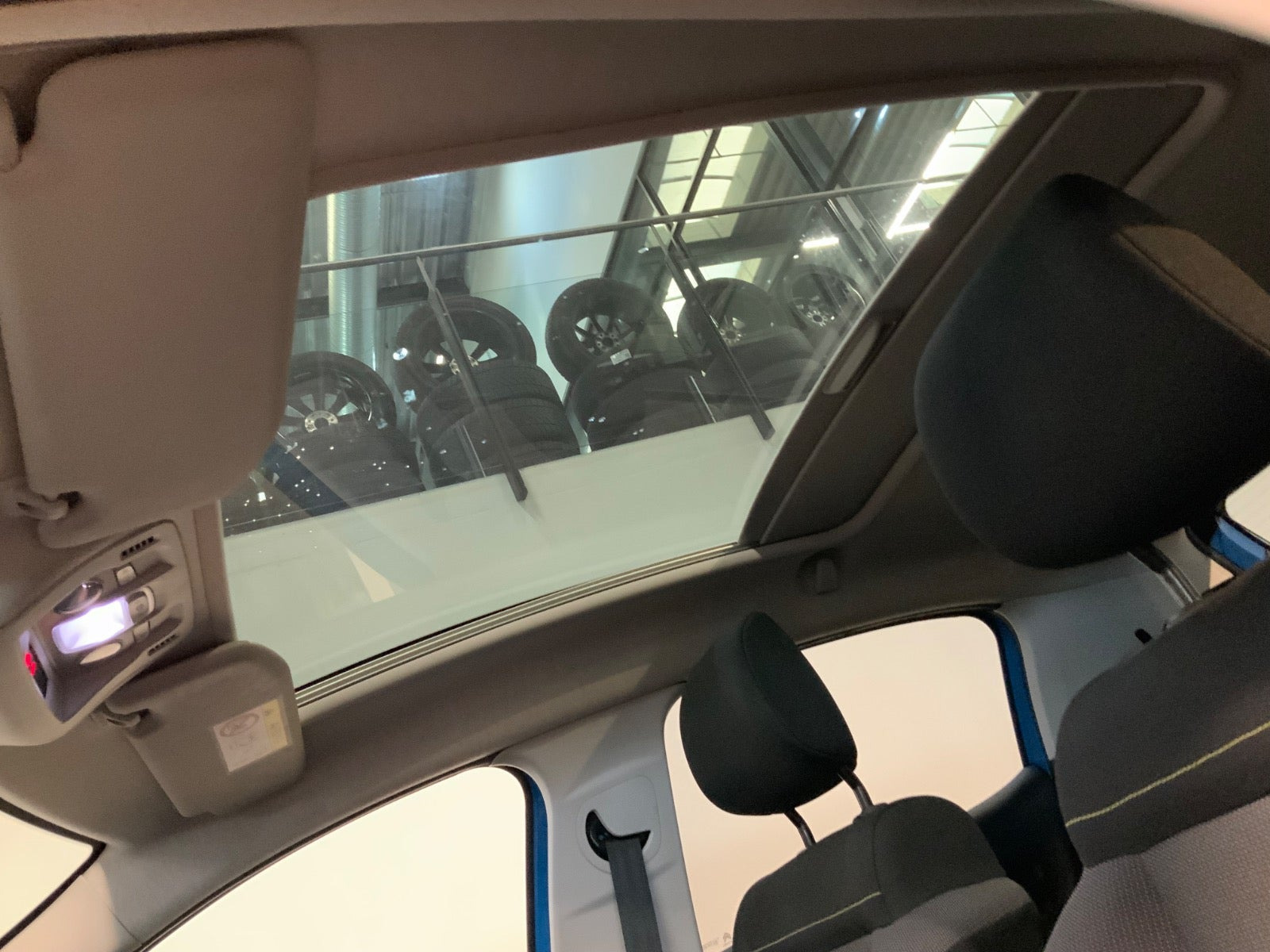 Blå Citroën C3 fra 2019