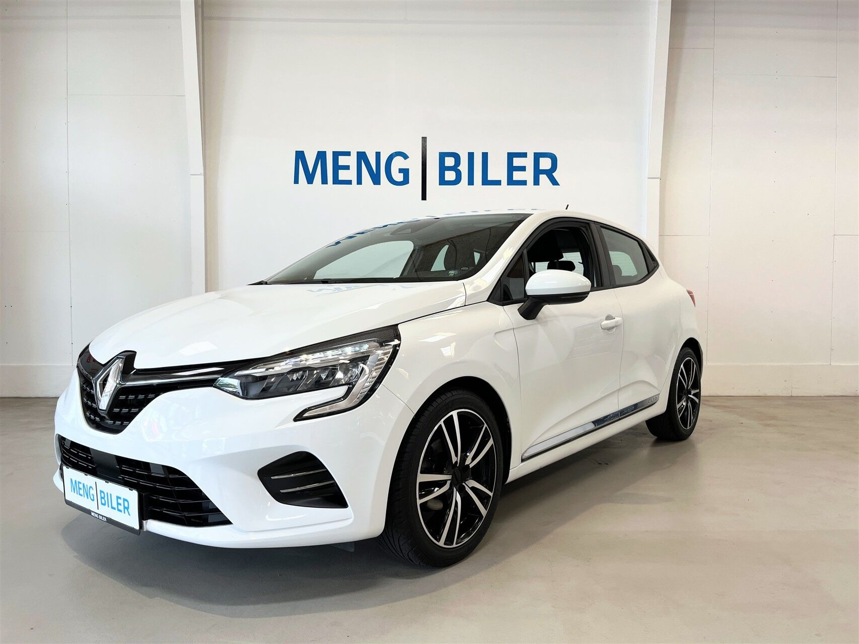 Hvid Renault Clio fra 2021