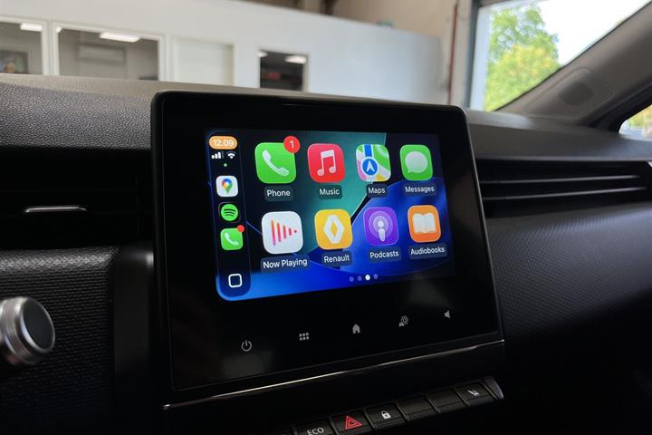 Hvid Renault Clio fra 2021