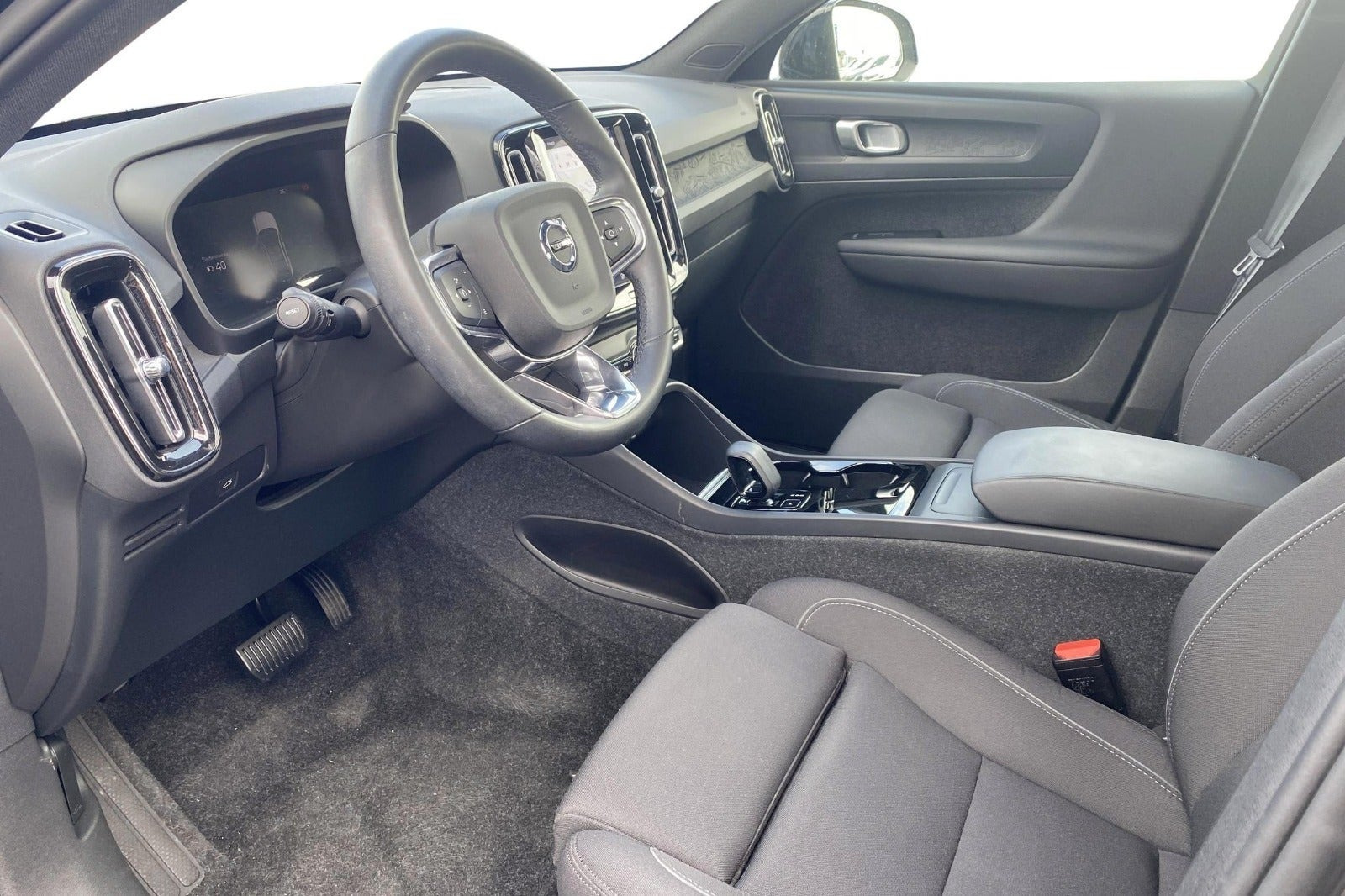Sort Volvo C40 fra 2023