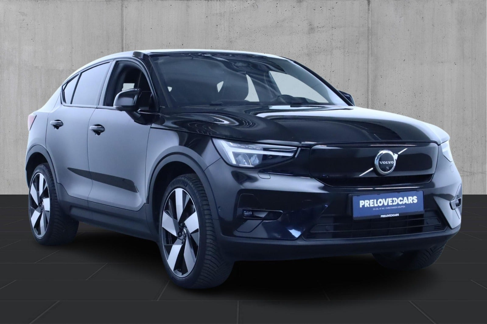 Sort Volvo C40 fra 2023