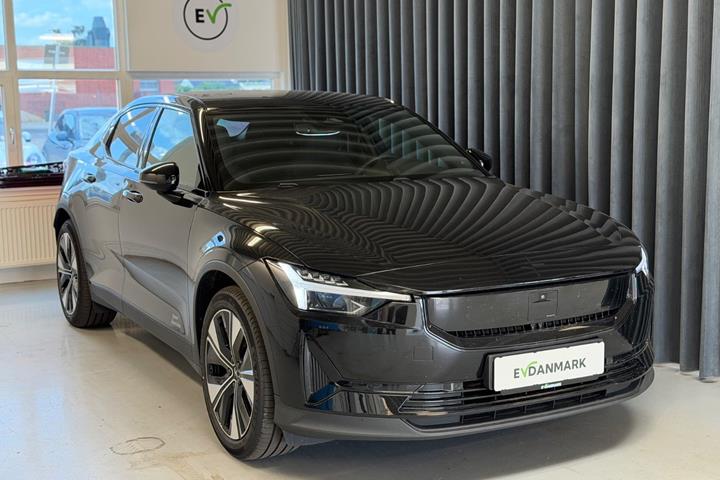 Sort Polestar 2 fra 2024