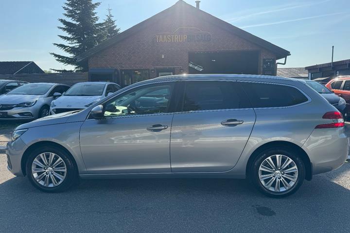 undefined Peugeot 308 fra 2019