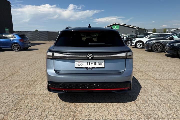 Blå VW ID.7 fra 2025