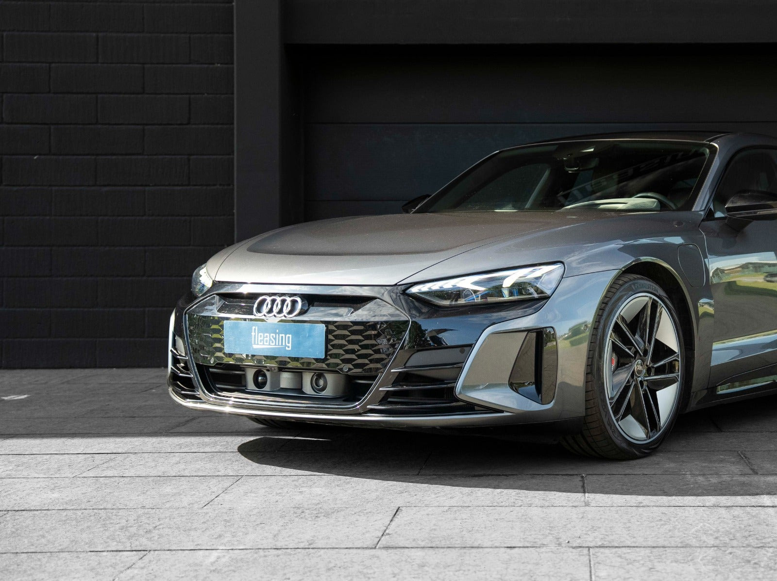 Grå Audi RS e-tron GT fra 2022