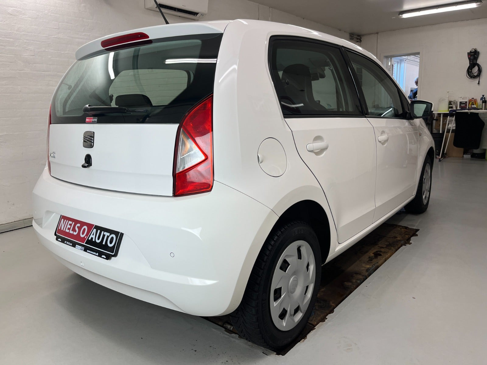 Hvid Seat Mii fra 2013