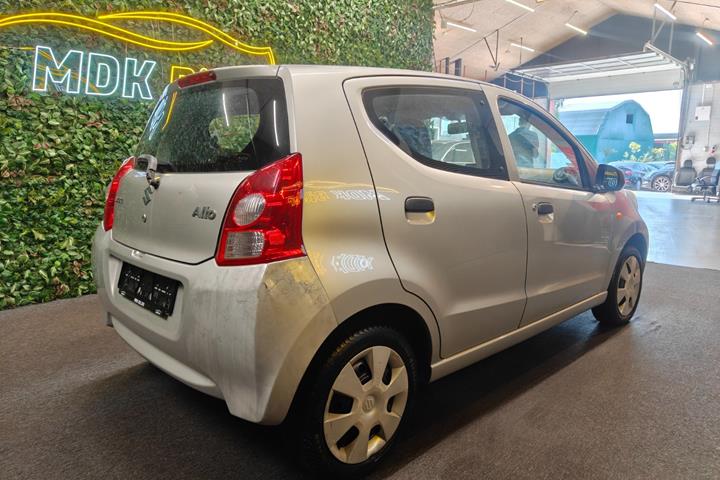 undefined Suzuki Alto fra 2010
