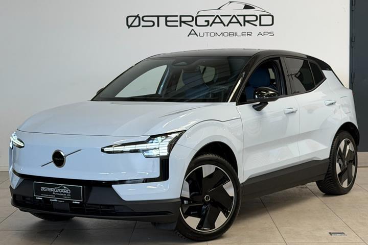 Blå Volvo EX30 fra 2024