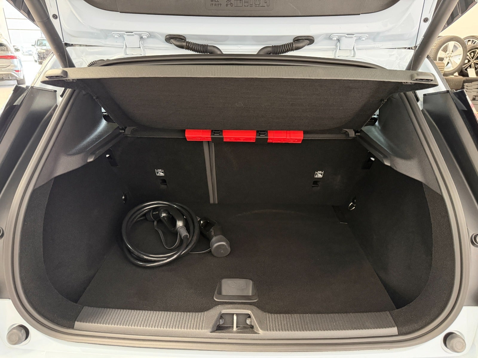 Blå Volvo EX30 fra 2024