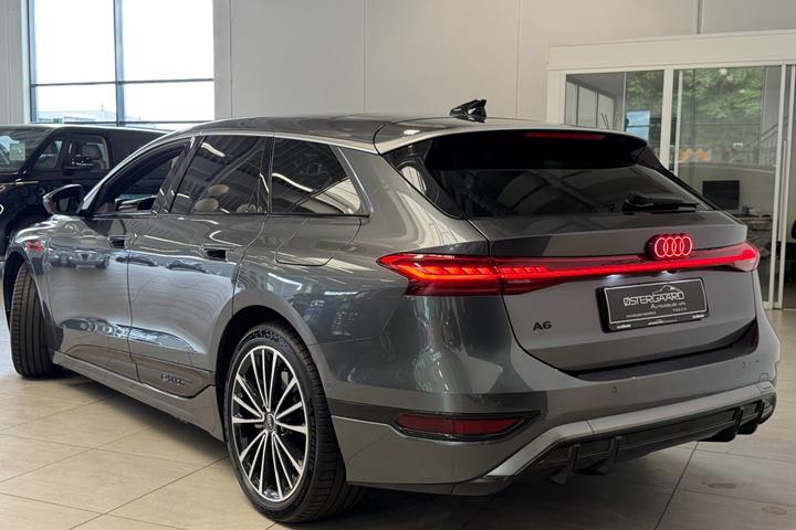 Grå Audi A6 e-tron fra 2026