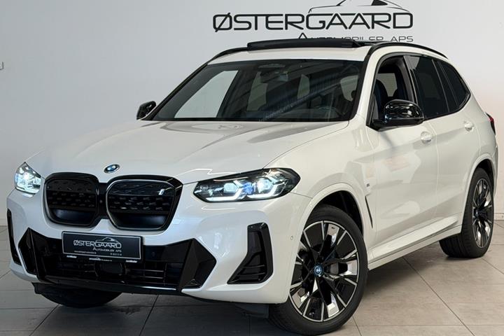 Hvid BMW iX3 fra 2024