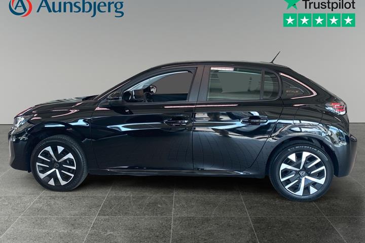 Sort Peugeot e-208 fra 2025
