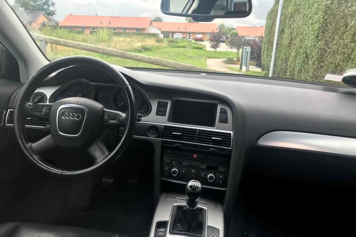 Sort Audi A6 fra 2006
