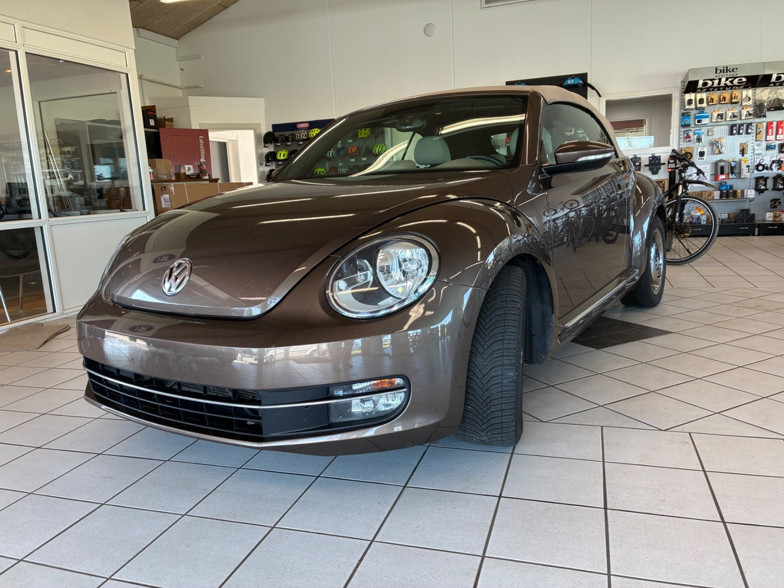 VW The Beetle 1,2 TSi 105 Design Cabriolet