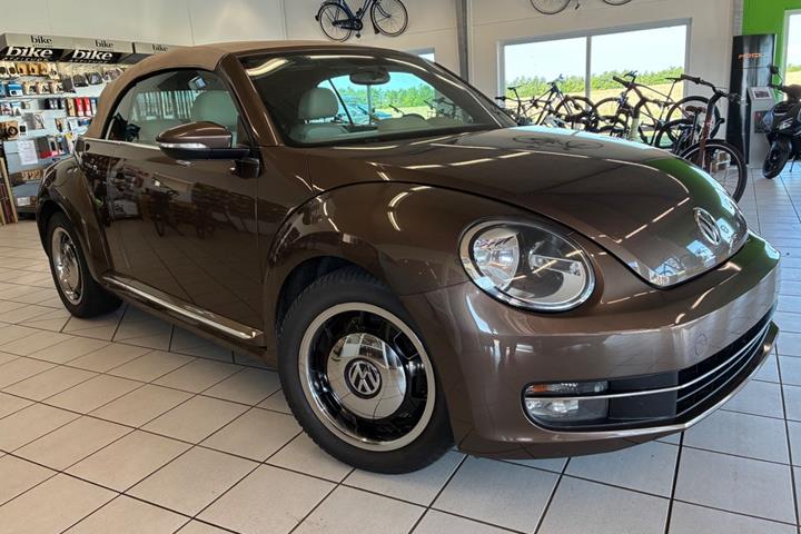Brun VW The Beetle fra 2014