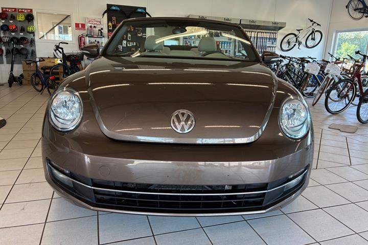 Brun VW The Beetle fra 2014