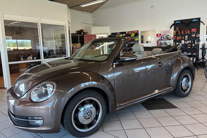 Brun VW The Beetle fra 2014