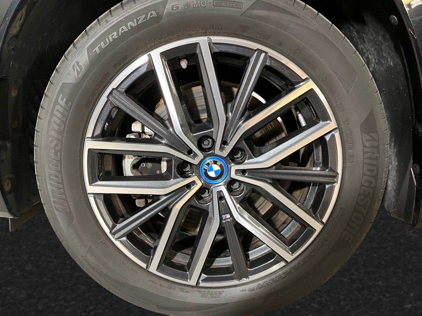 Sort BMW iX1 fra 2023