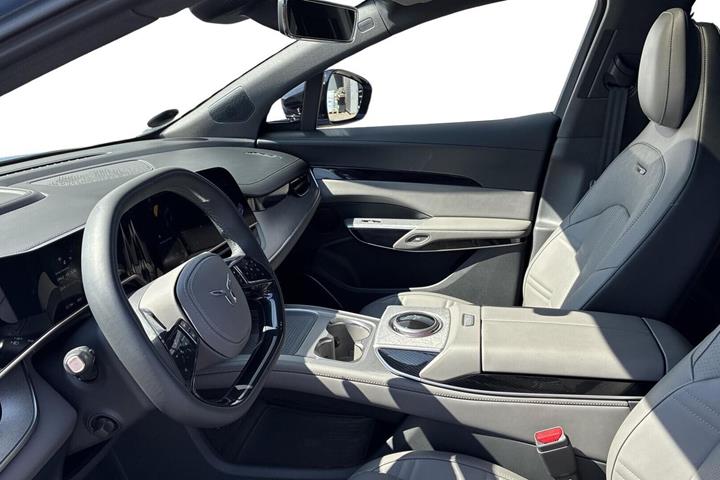 Blå Hongqi EHS7 fra 2026