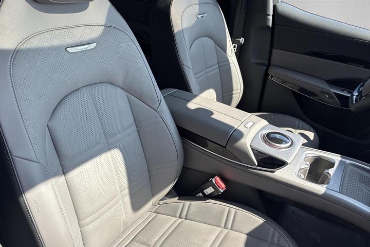 Blå Hongqi EHS7 fra 2026